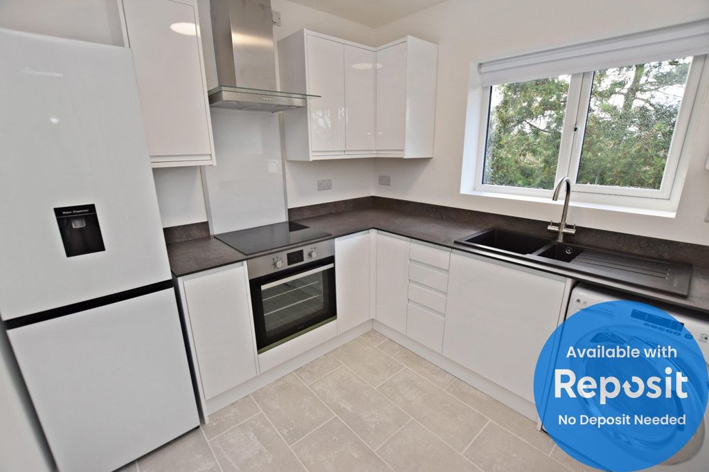 Property photo 1 of 10 Picture No. 04