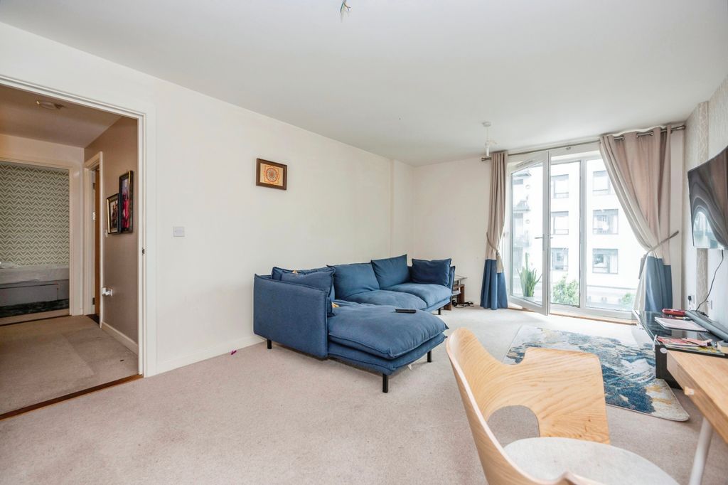 Property photo 3 of 13 Photography
