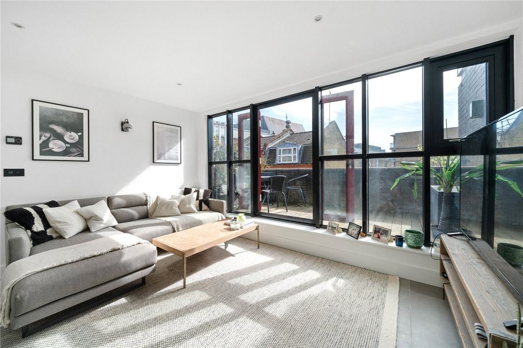 Property photo 2 of 12 Picture No. 03