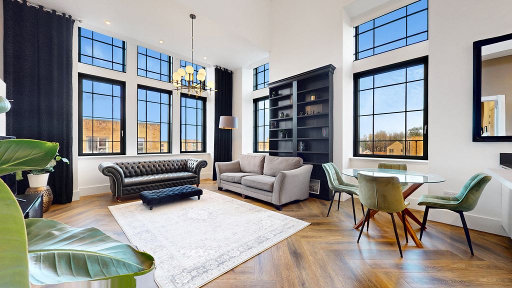 Property photo 2 of 26 37-Print-1 Normal Avenue Flat 2.12_24