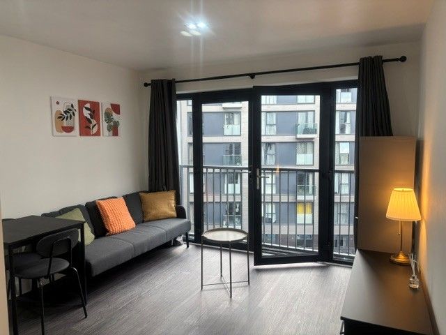 Property photo 2 of 13 64 Hub 1