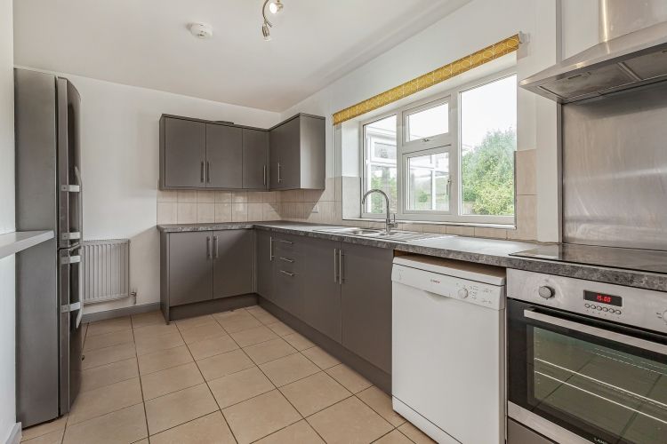 Property photo 2 of 8 300789