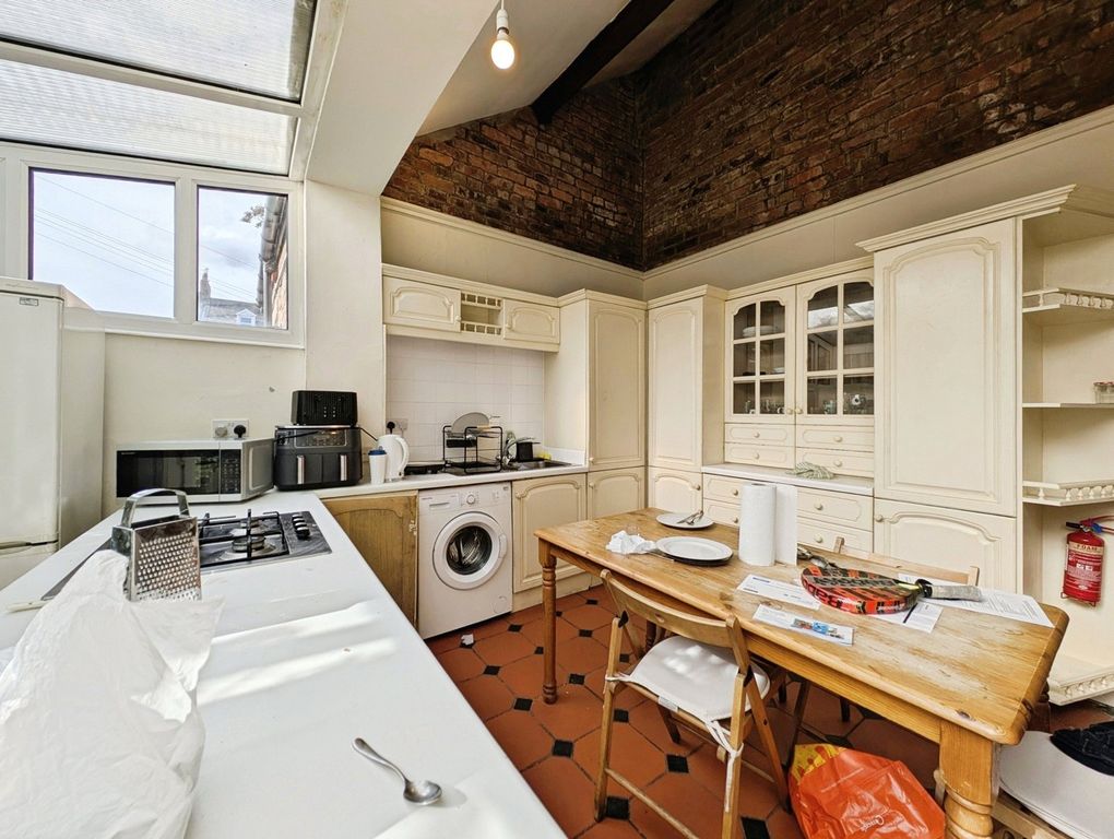 Property photo 3 of 10 Picture No. 09