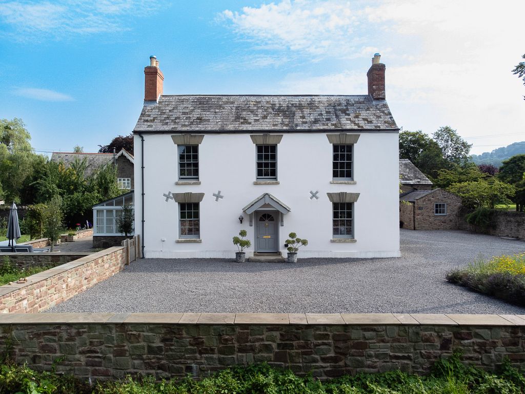 Property photo 1 of 38 1-Flaxley House Exterior-19