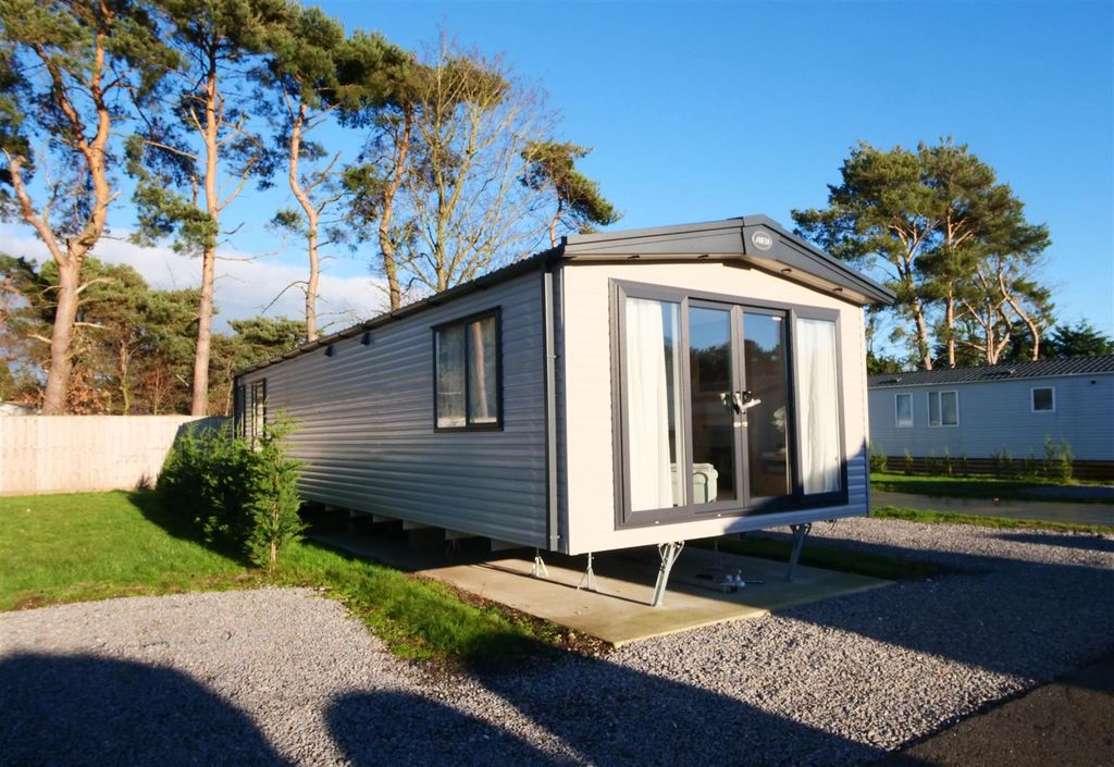 Property photo 1 of 13 Pnmb0224.Jpg