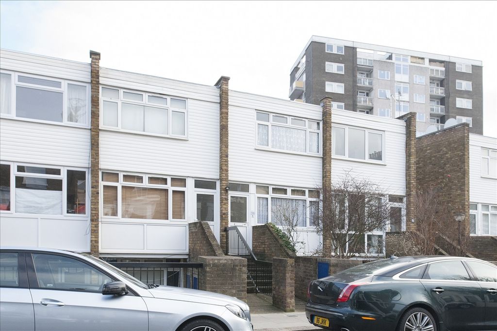 Property photo 3 of 6