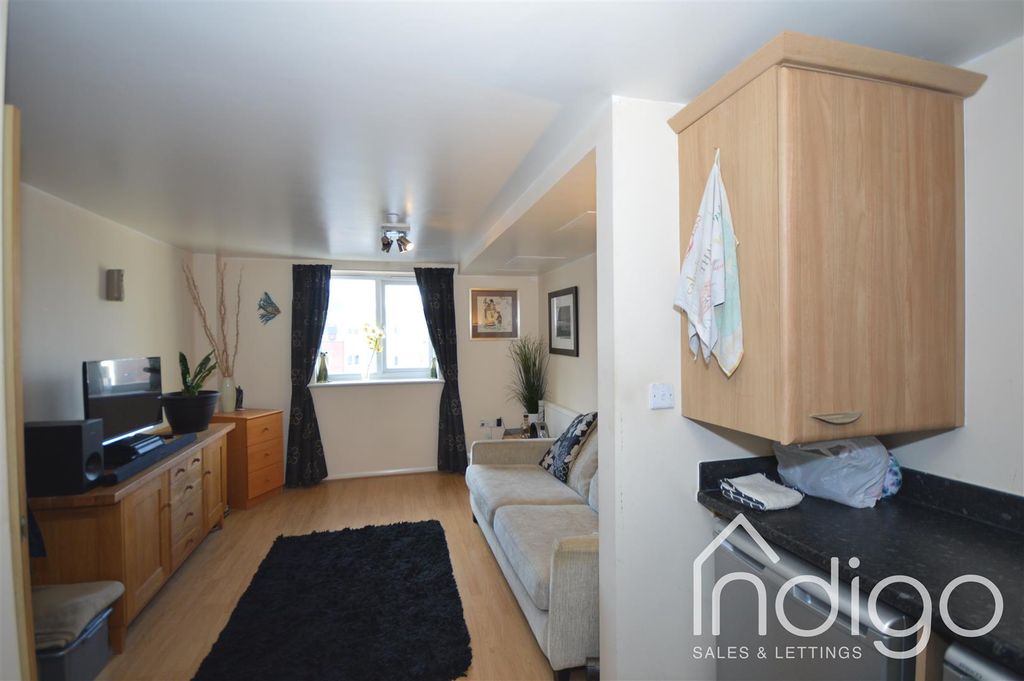 Property photo 3 of 6 2018-03-08 15.10.02.Jpg