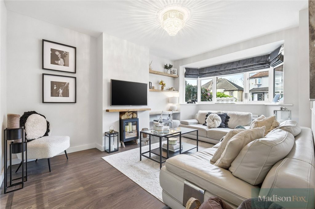 Property photo 3 of 29 Picture No. 34