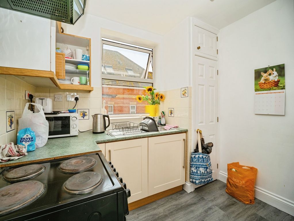 Property photo 3 of 11 Pbox-Img.Jpg
