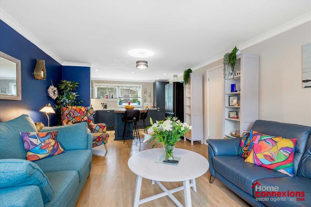 Property photo 2 of 20 Open Plan Lounge Dining Kitchen (1)