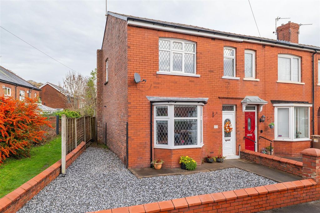 Property photo 1 of 20 Front External