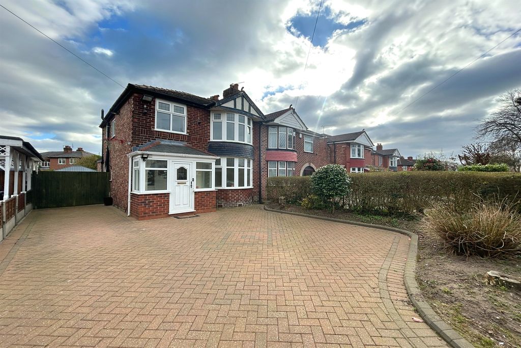 Property photo 1 of 19 (Main)