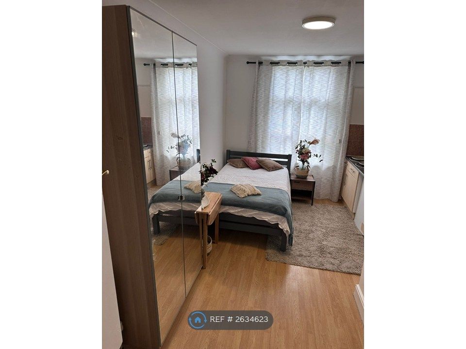 Property photo 1 of 4