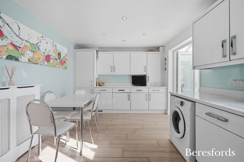 Property photo 3 of 50 Picture No. 29