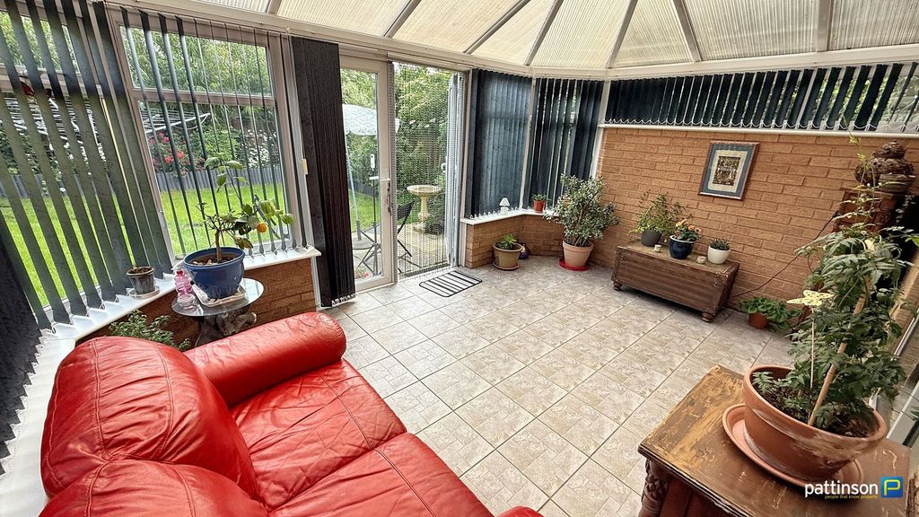 Property photo 3 of 29