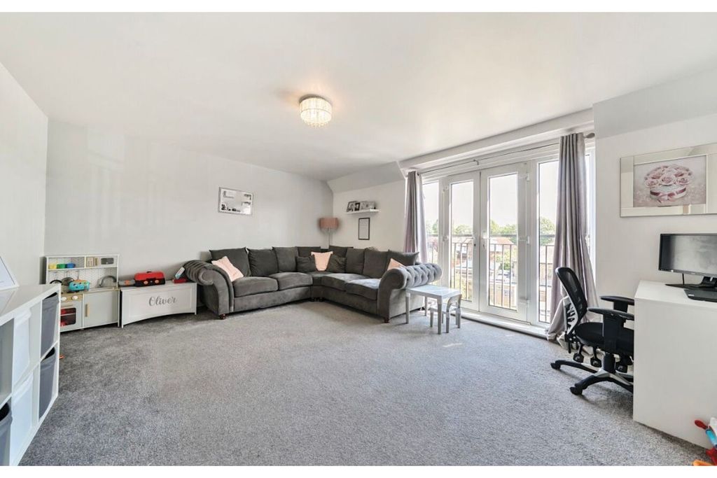 Property photo 2 of 13 Living Room