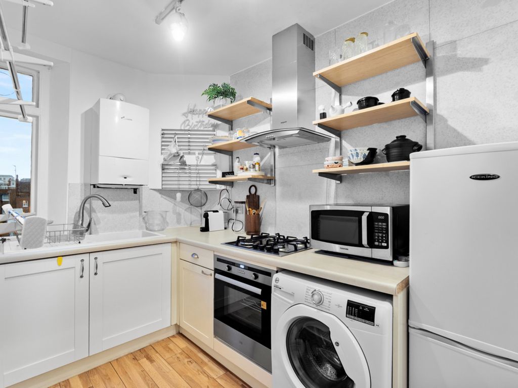 Property photo 3 of 14