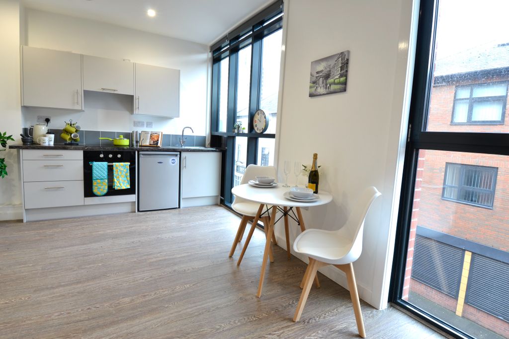 Property photo 3 of 6 Dining