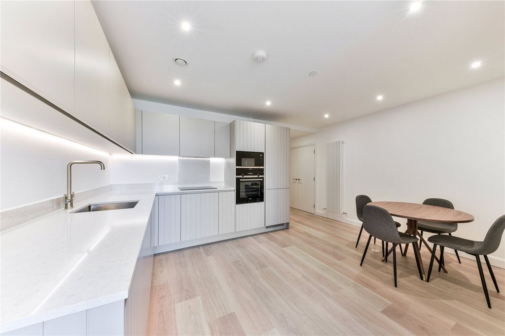 Property photo 2 of 8 Picture No. 03