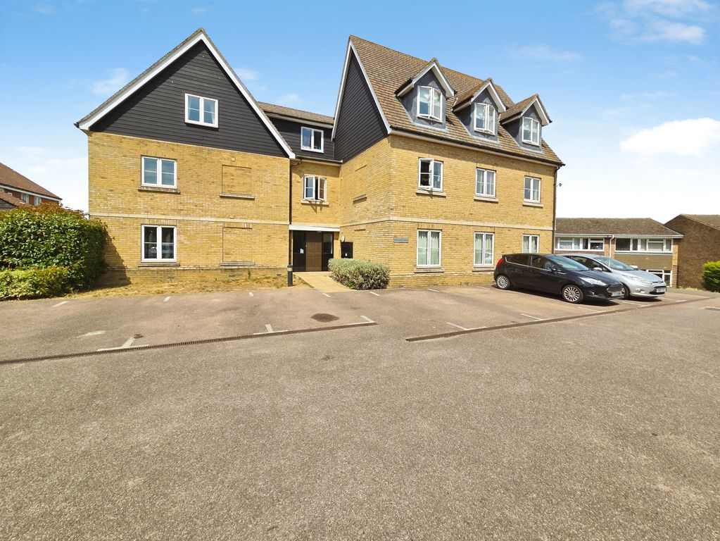Property photo 1 of 8