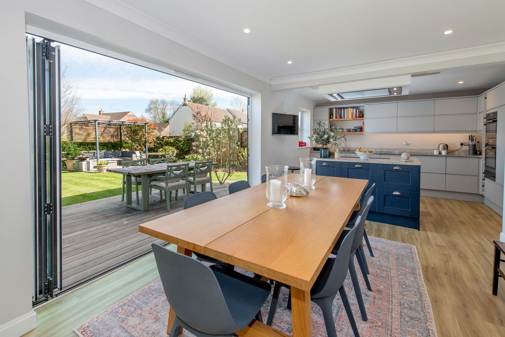 Property photo 3 of 29 Kitchen / Dining Room