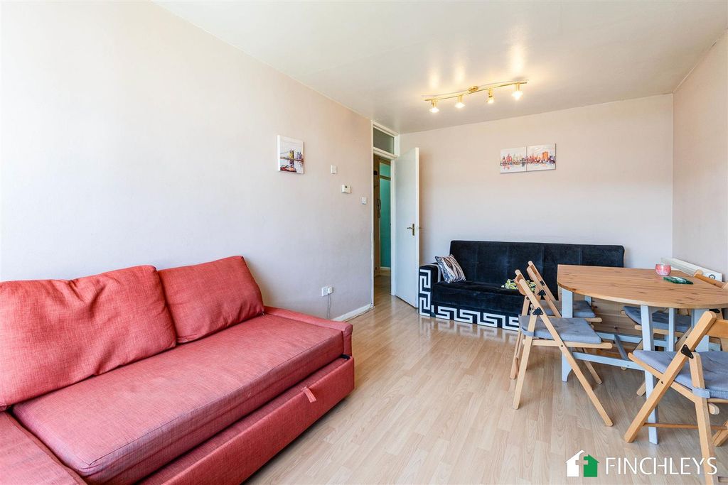 Property photo 2 of 10 7Themeadlondonn28Ld-13.Jpg