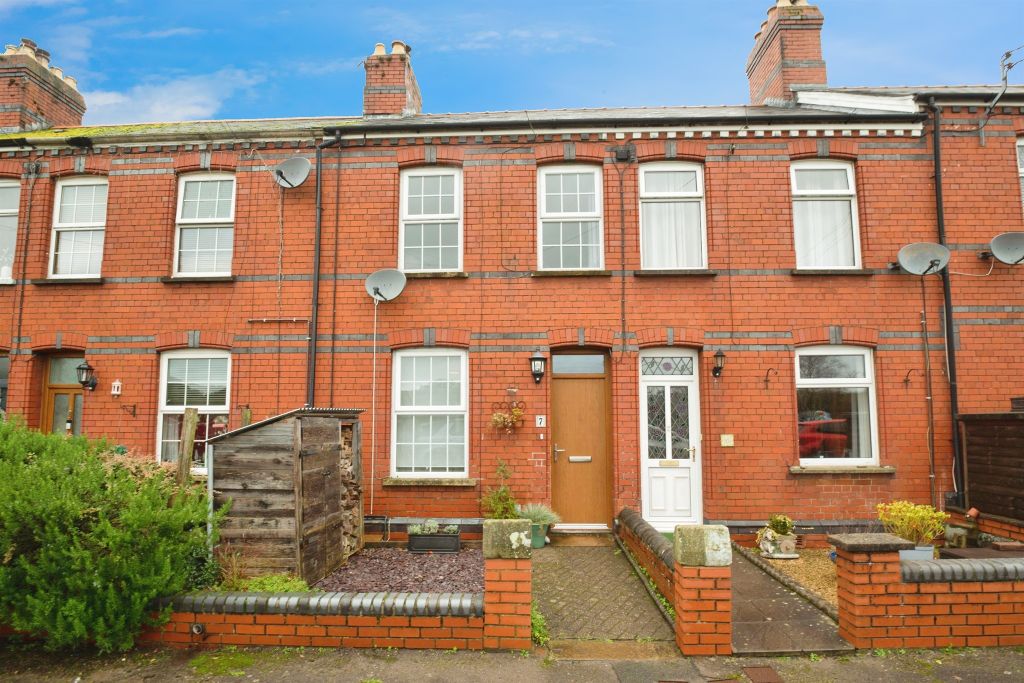 Property photo 1 of 25