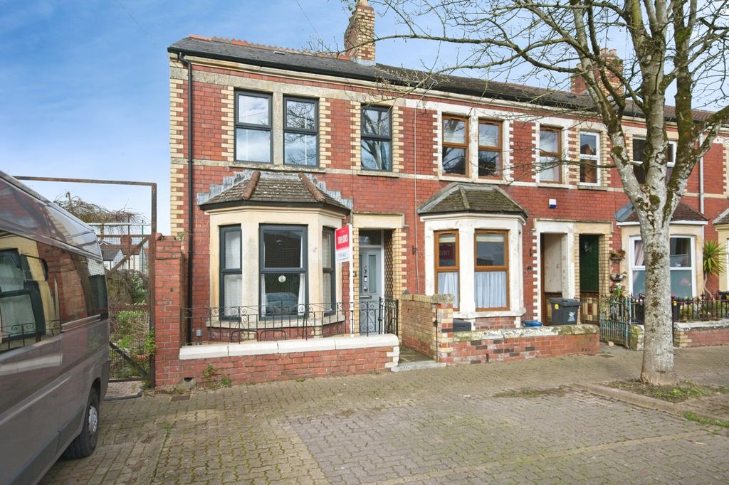 Property photo 1 of 19 Pbox-Img.Jpg