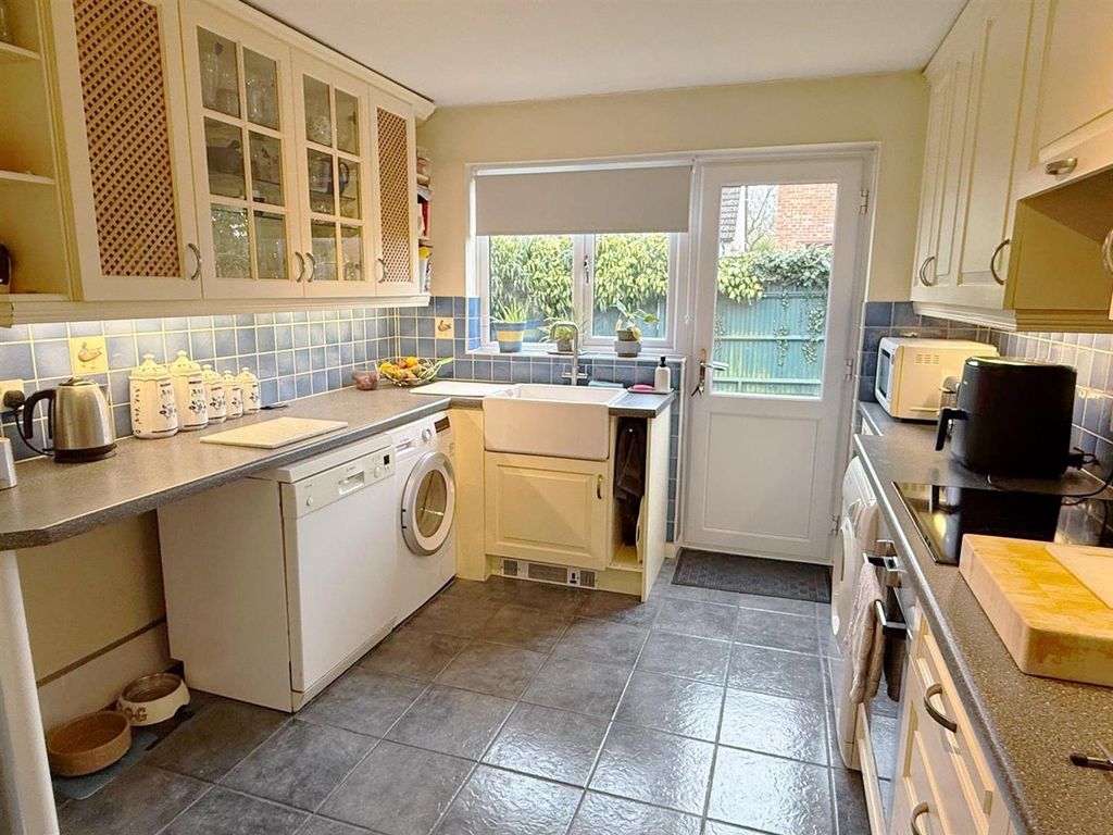 Property photo 3 of 22 Kitch 1.Jpg