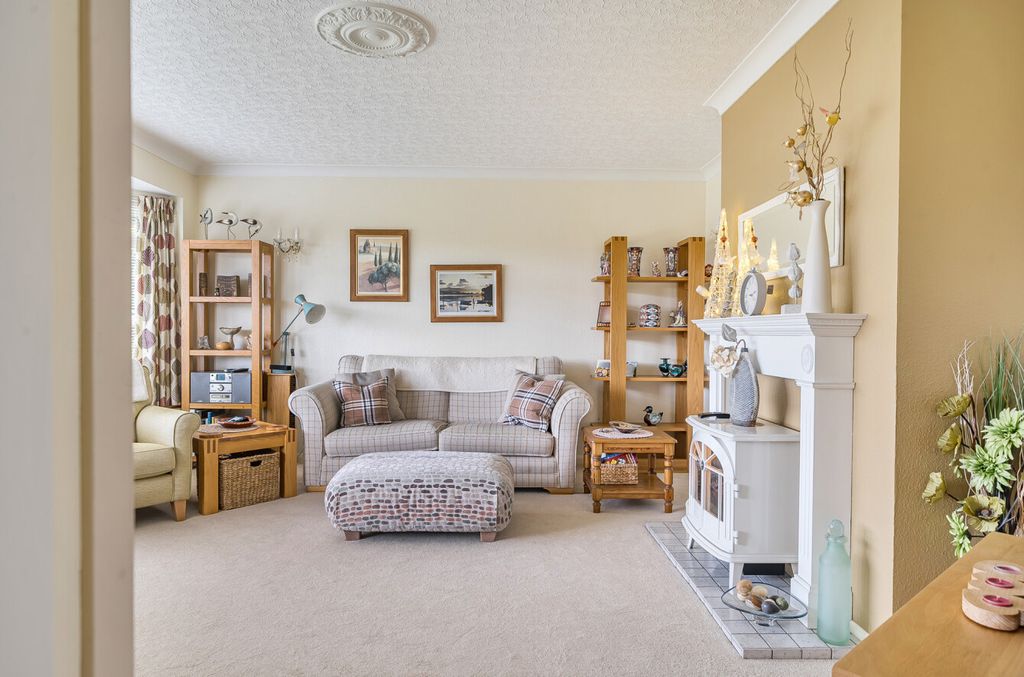 Property photo 3 of 24 1375198-4-6903929...