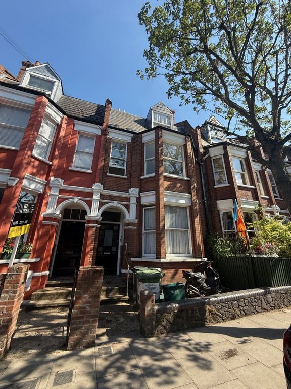 Property photo 1 of 8