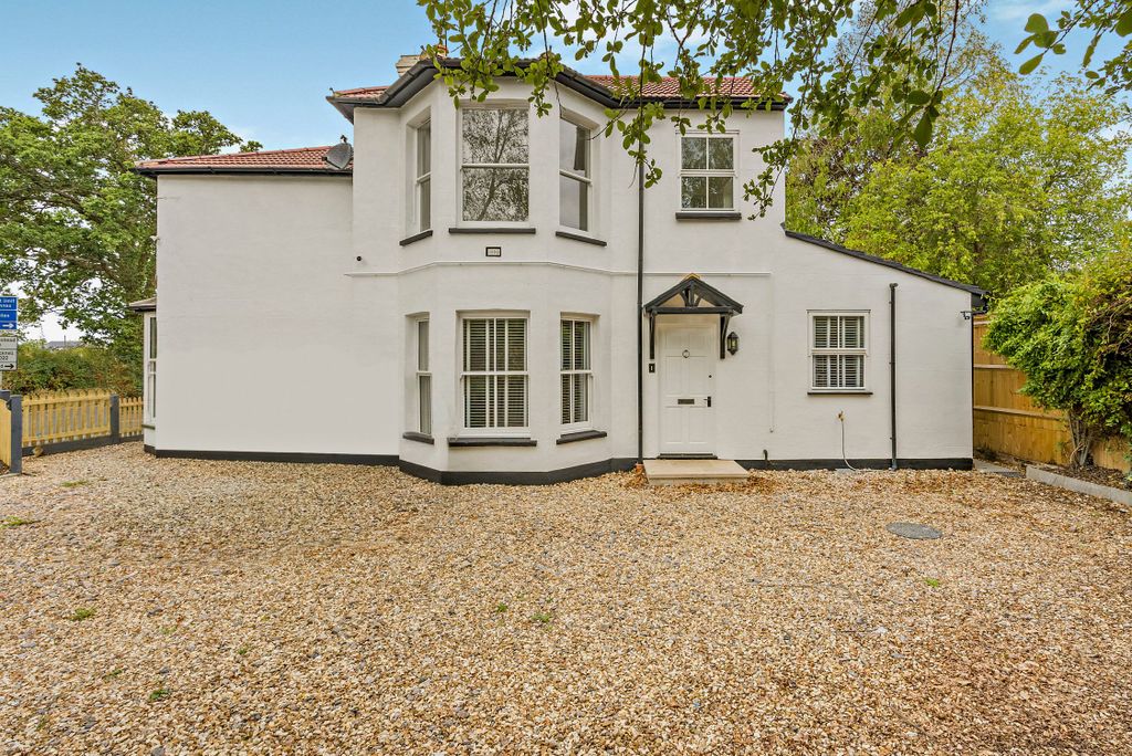 Property photo 1 of 21 Winkfield House