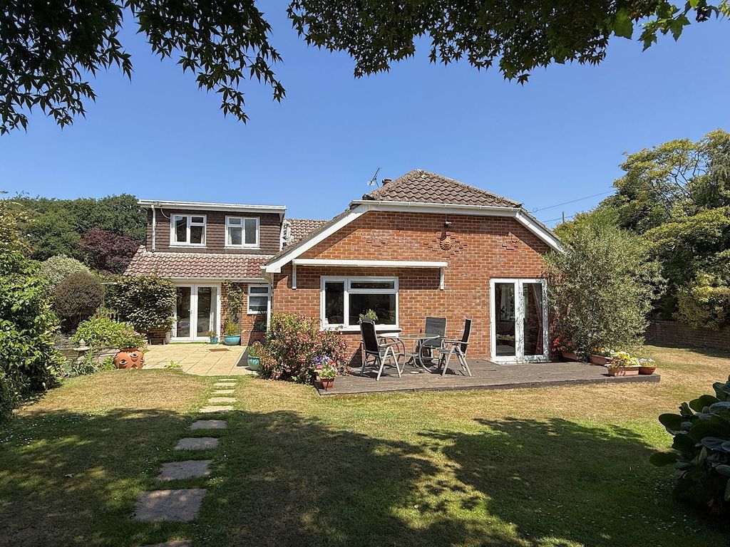 Property photo 1 of 24