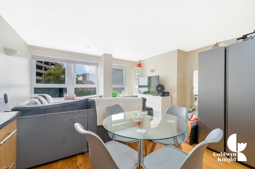 Property photo 3 of 12 Living Room