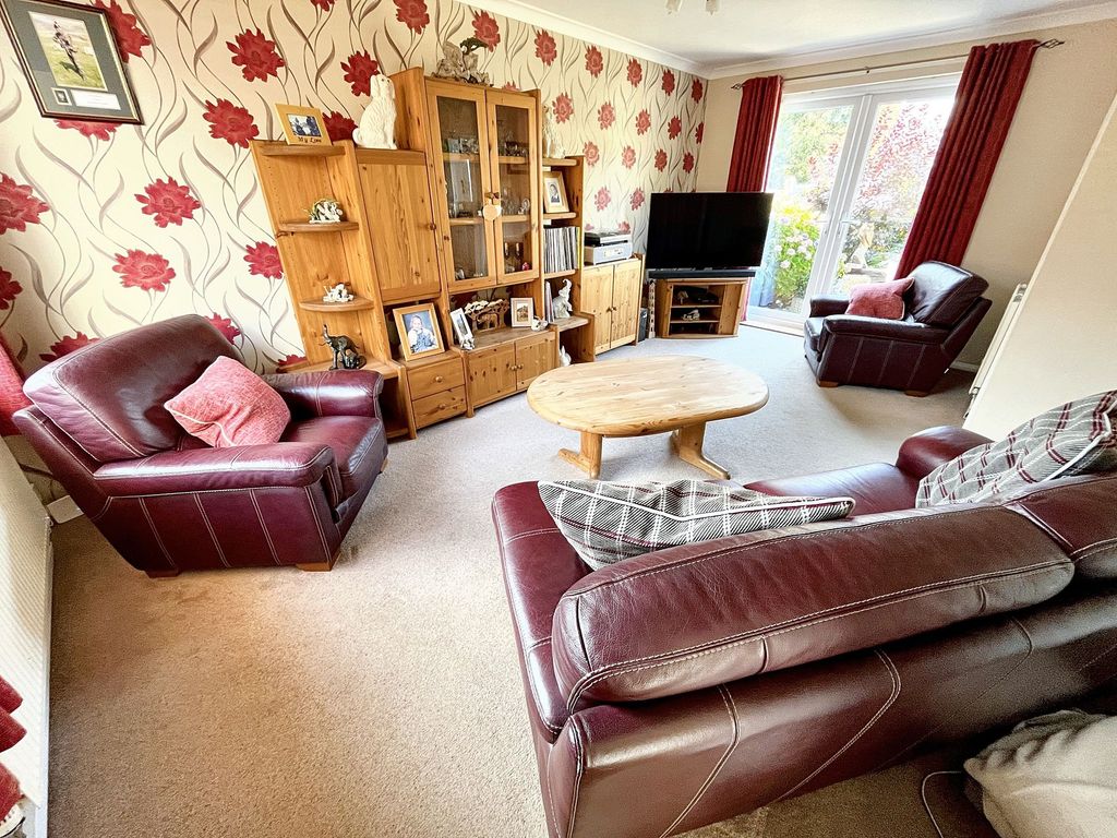 Property photo 3 of 22