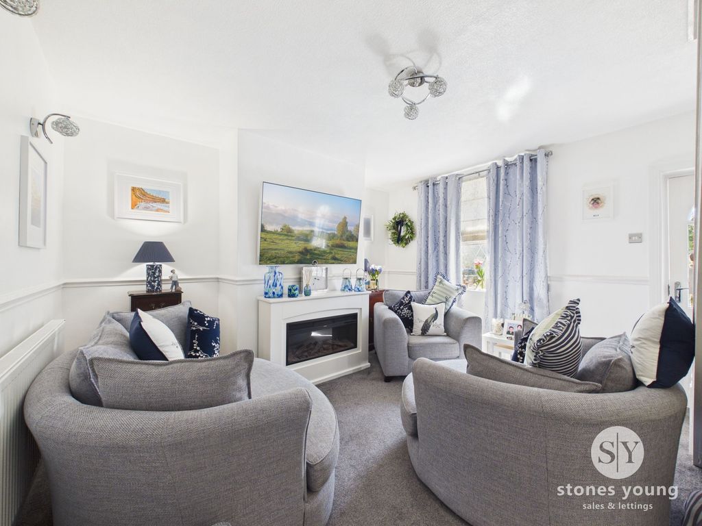 Property photo 3 of 18