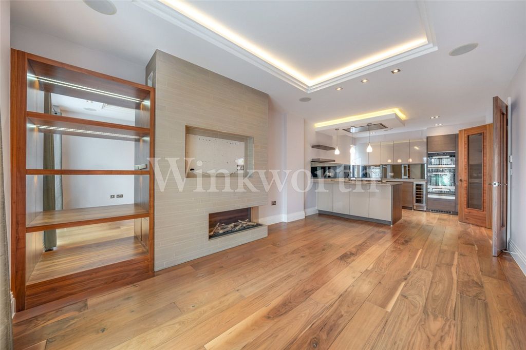 Property photo 2 of 18 Picture No. 19
