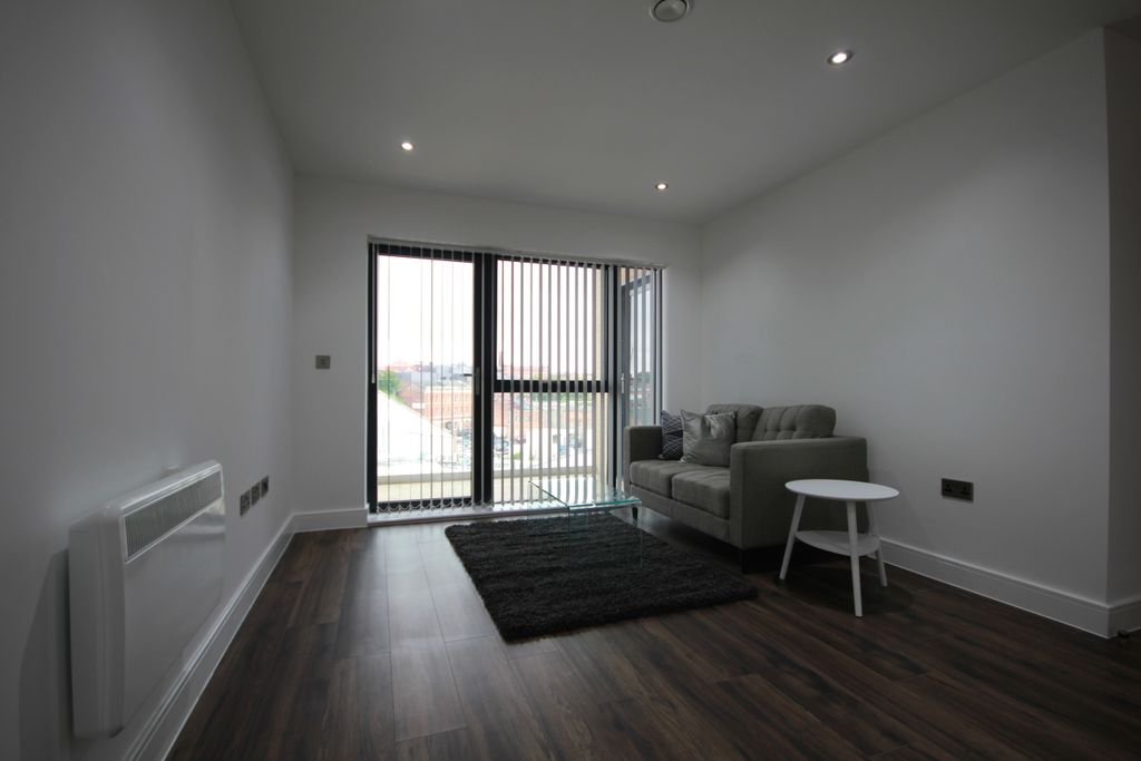 Property photo 3 of 11