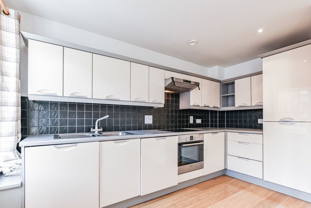 Property photo 3 of 7 112659