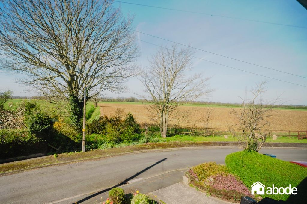 Property photo 2 of 22 Dsc08024-Hdr.Jpg