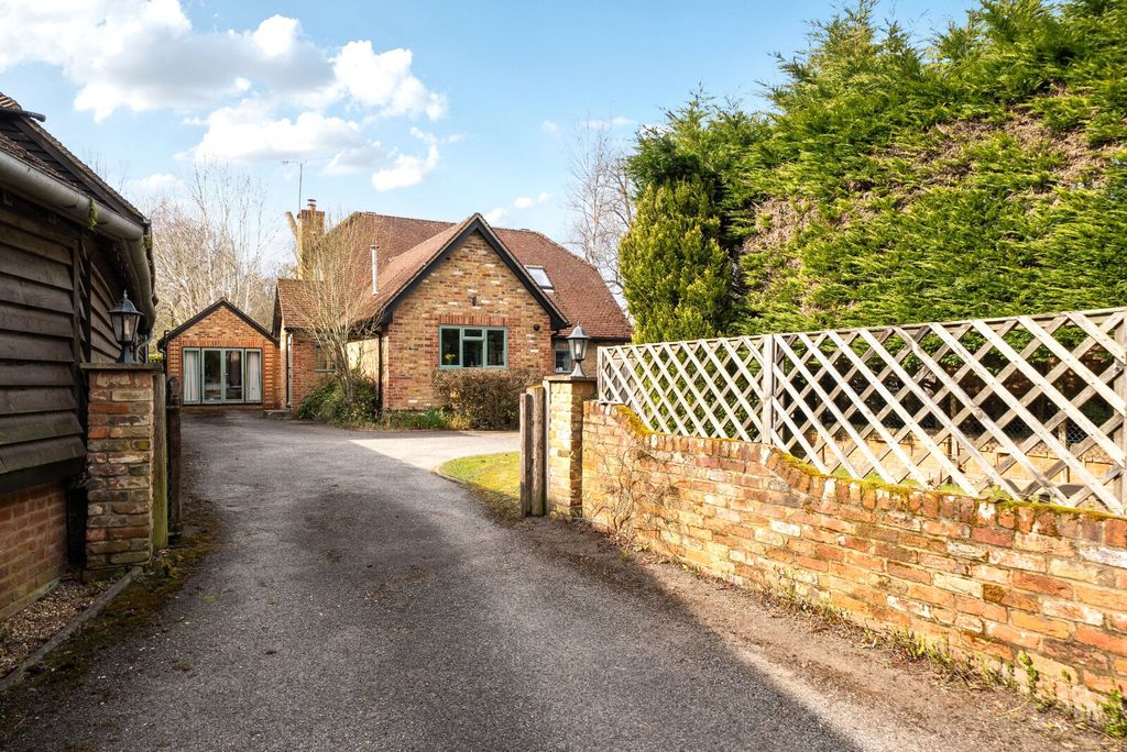 Property photo 1 of 36 Picture No. 33