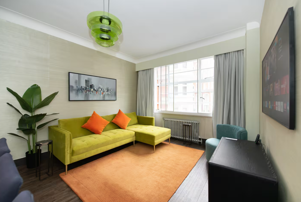 Property photo 2 of 26