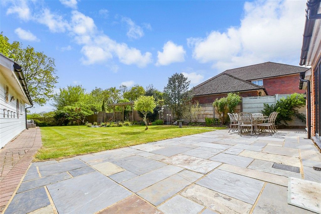 Property photo 2 of 15 Patio / Decking