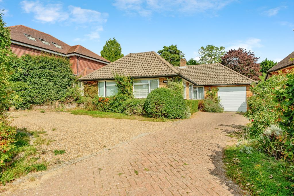 Property photo 1 of 20