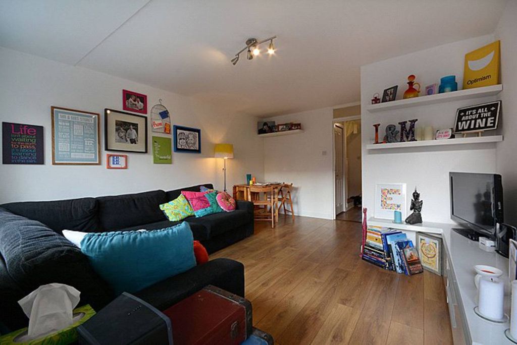 Property photo 3 of 10