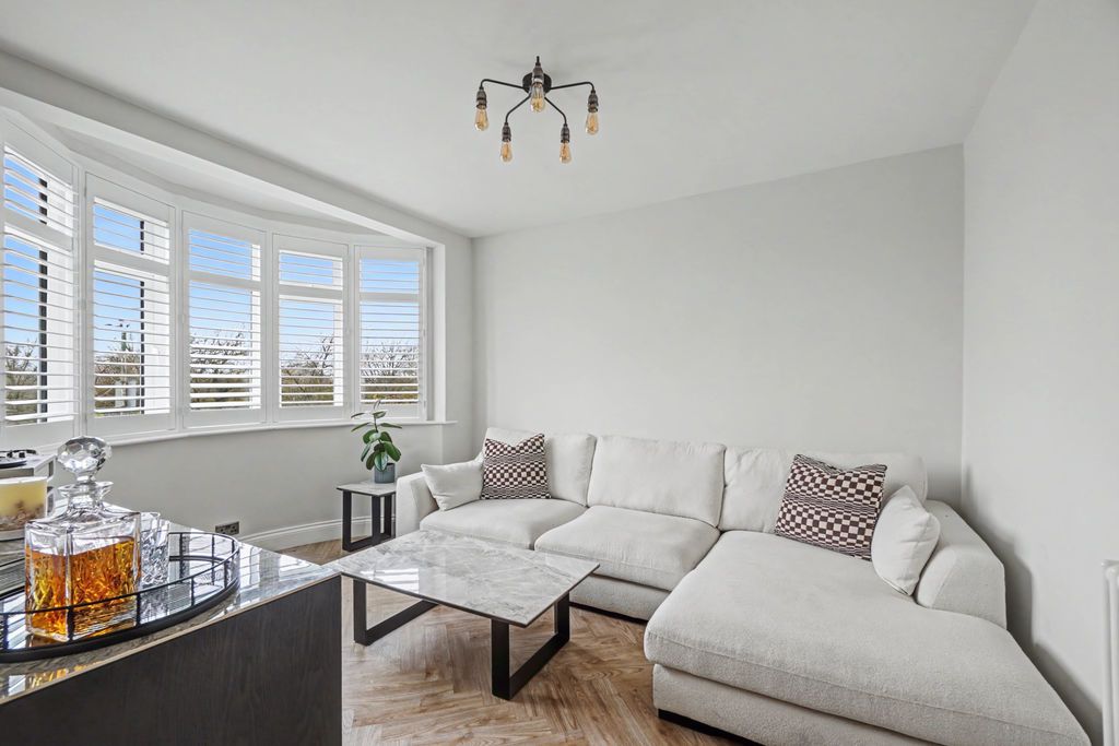 Property photo 2 of 31 Photo 6