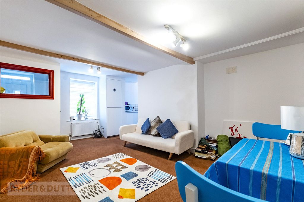 Property photo 2 of 12 Living Room