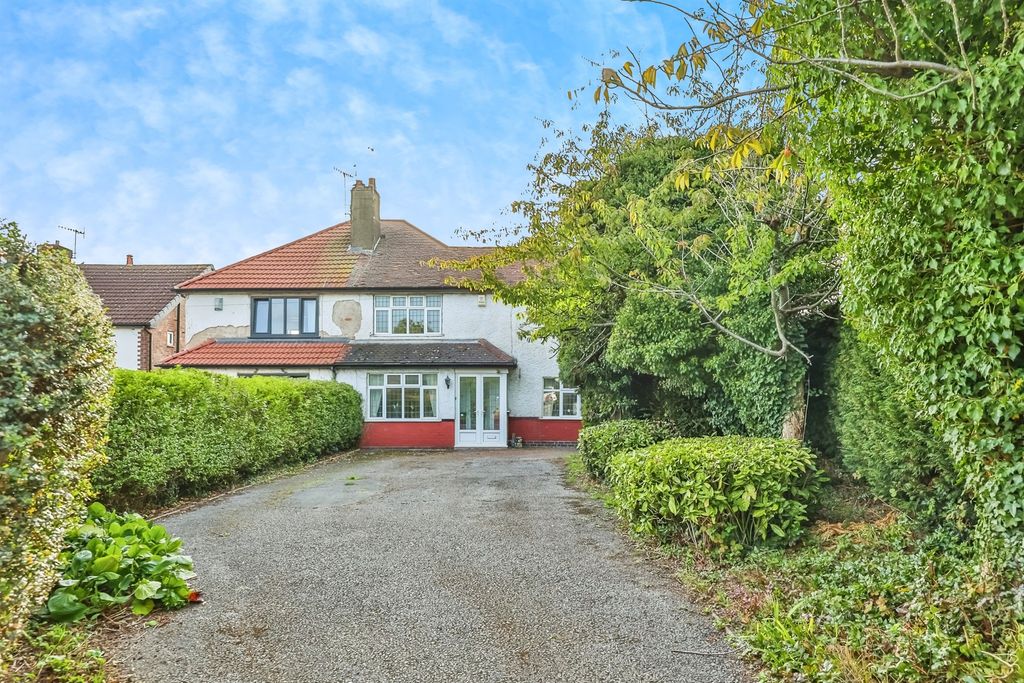 Property photo 2 of 17