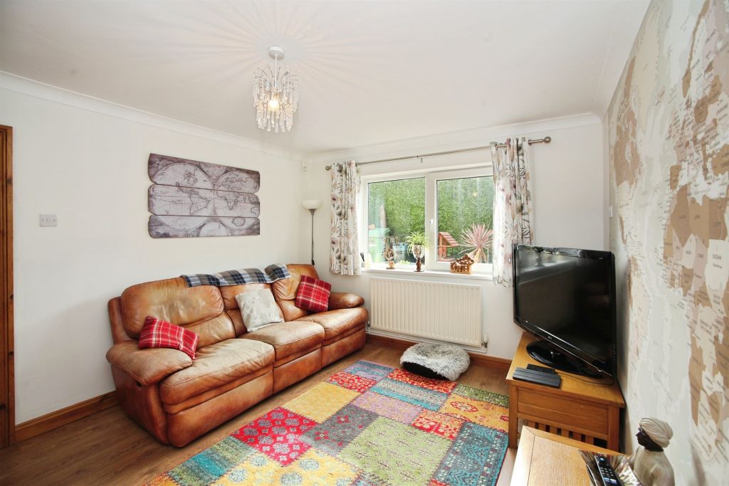 Property photo 3 of 26