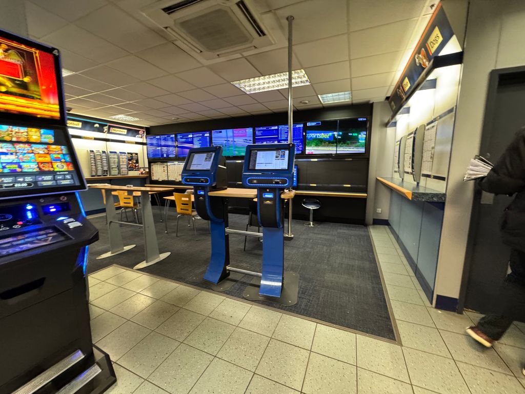 Property photo 2 of 10